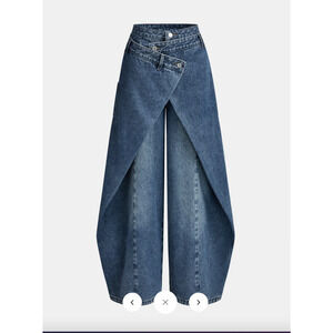 NWT Commense Cross-Front Wide-Leg Jeans Color is Black Sz XS